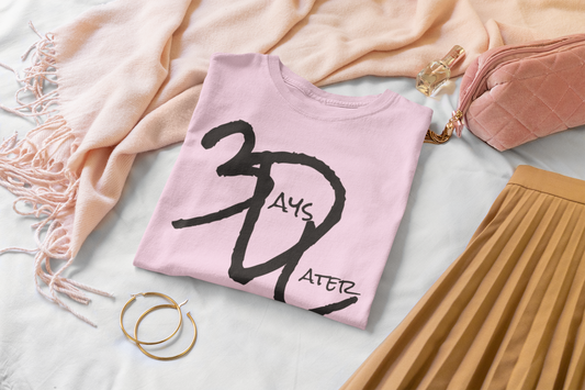 3DL pink tshirt/black logo